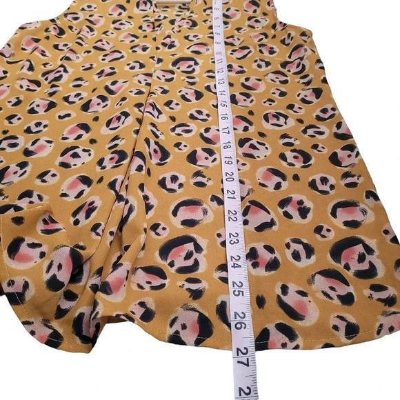 Cabi Women's Prowl Sunset Leopard V-neck Sleeveless Blouse Size XS Orange 3792 - Picture 4 of 7